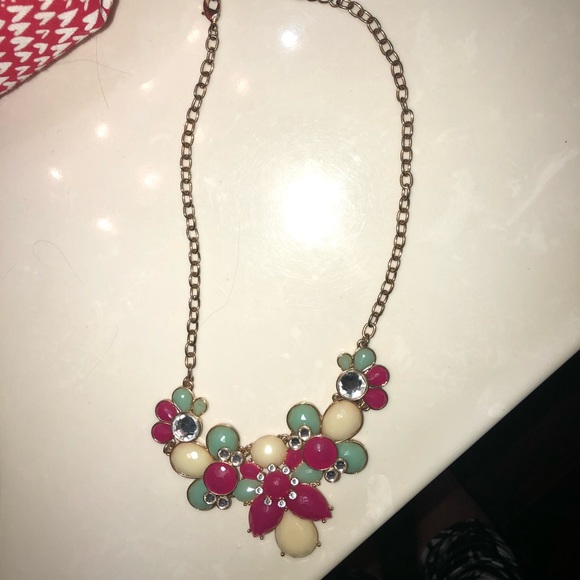 Colorful Necklace - Picture 2 of 3